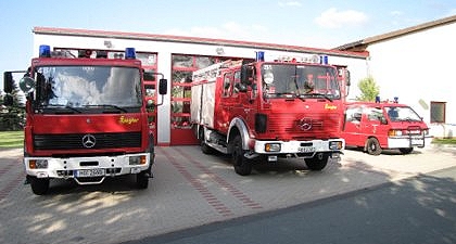 Feuerwehr Ger�tehaus Berg