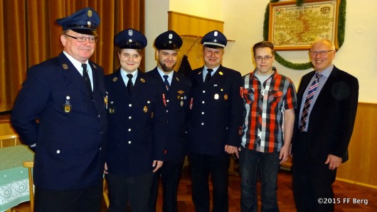 JHV 2015 - Gruppenbild der Geehrten der aktiven Wehr