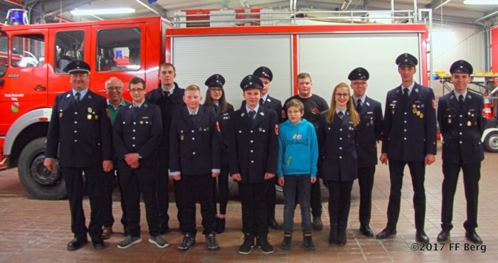 Zm Vergrößern anklicken jf_jhv_2017_0